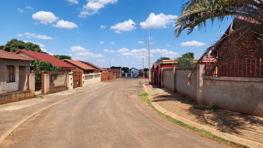 3 Bedroom Property for Sale in Geelhoutpark North West